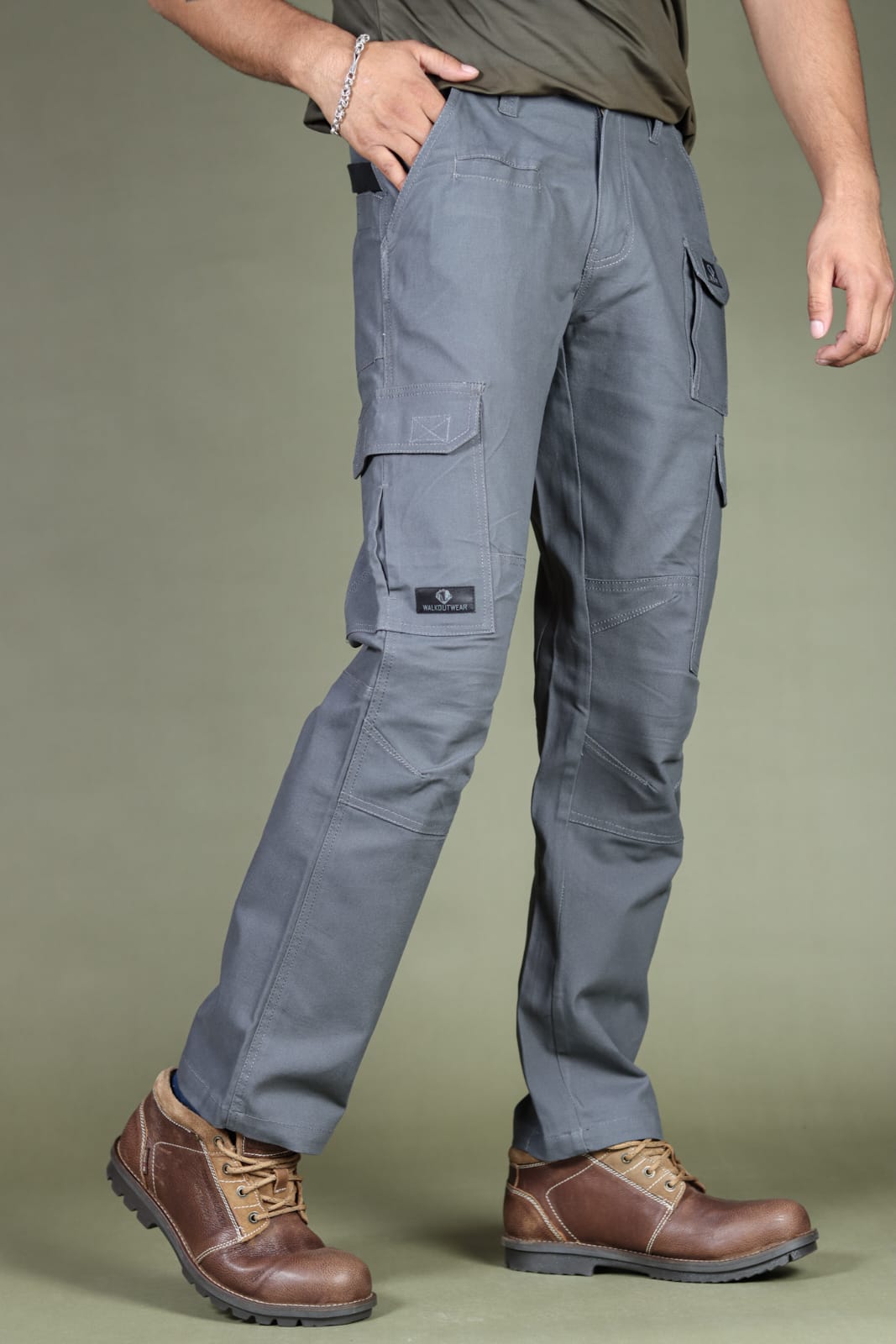 DURABLE AND STYLISH COTTON WITH MULTIPLE POCKETS CARGO ST-47.